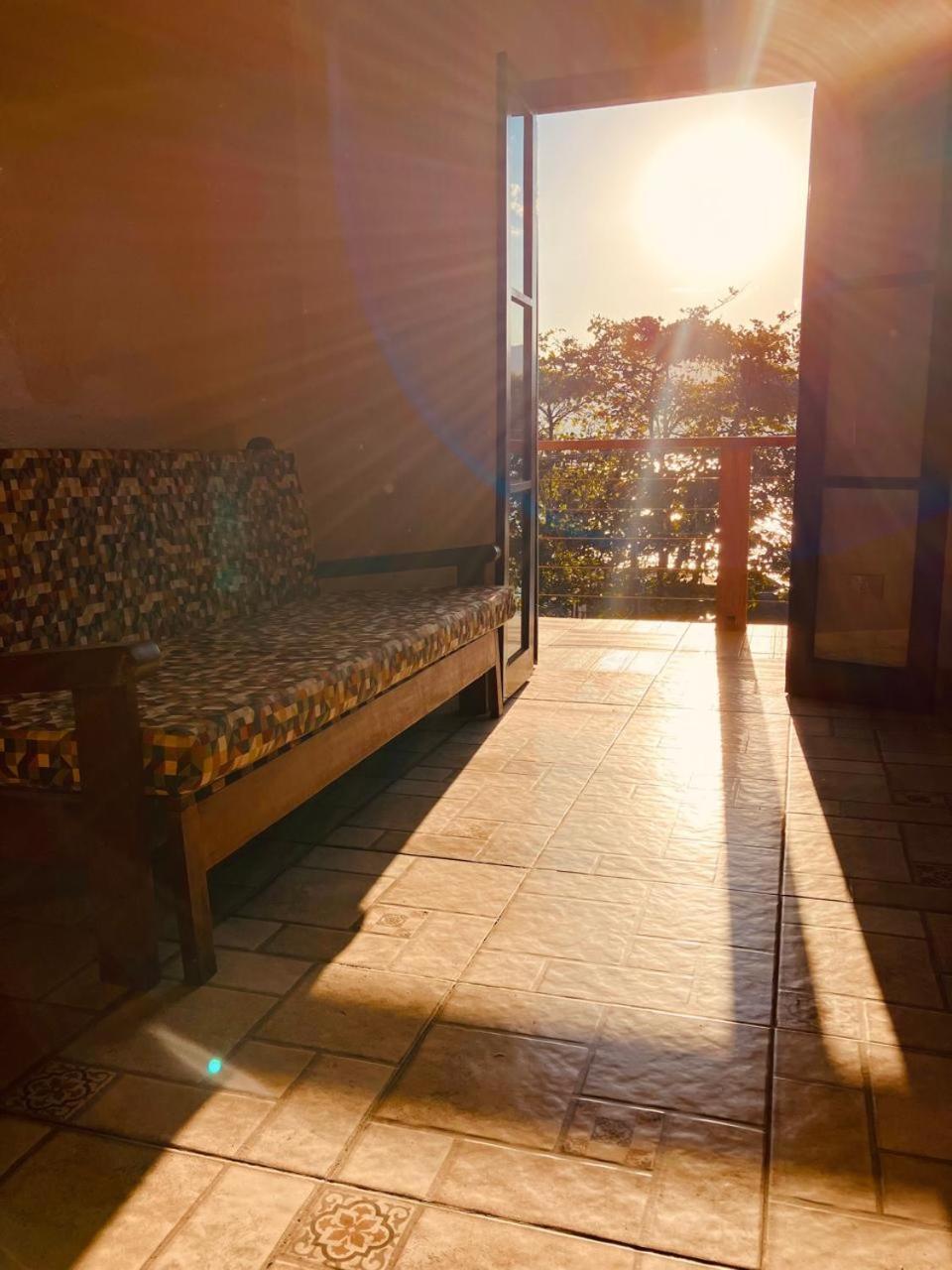 Villa Yellow House Beira Mar Portinho Ilhabela Exterior foto
