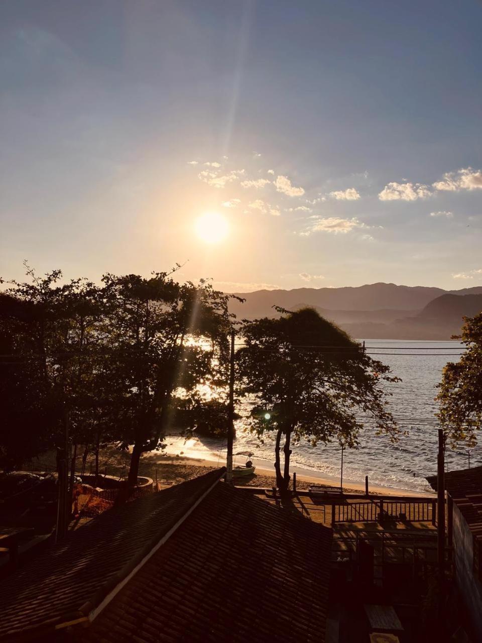 Villa Yellow House Beira Mar Portinho Ilhabela Exterior foto